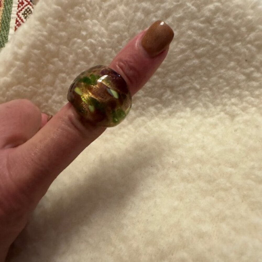 Ring - Picture 2 of 5